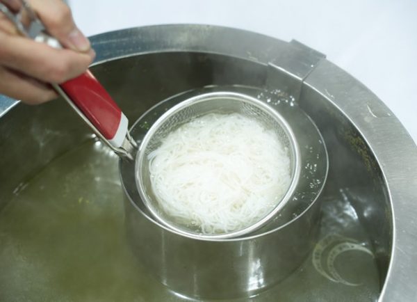 ỐNG NHÚNG BÚN PHỞ GIỮ NÓNG TRỨNG INOX D18H20